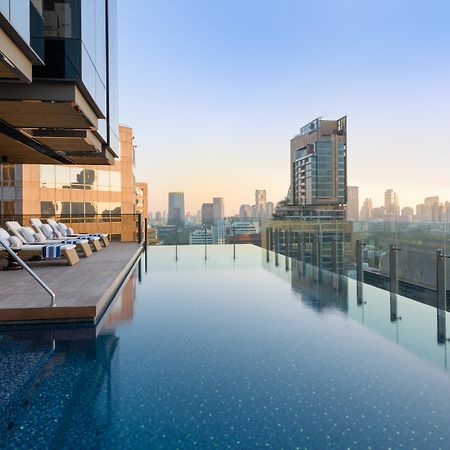 Hotel Indigo Bangkok Wireless Road By Ihg Zewnętrze zdjęcie Infinity pool at the hotel