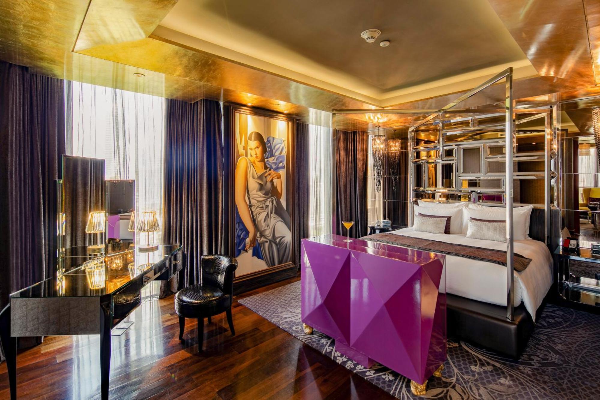 Hotel Indigo Bangkok Wireless Road By Ihg Zewnętrze zdjęcie A suite at the W London